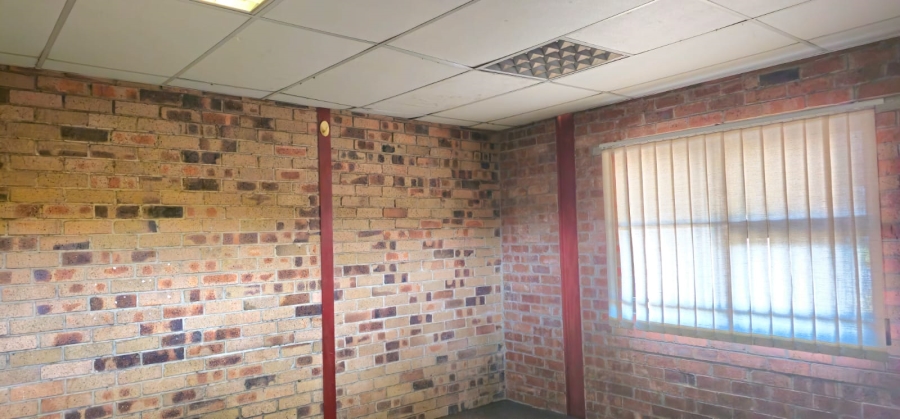 Commercial Property for Sale in Oos Einde Free State